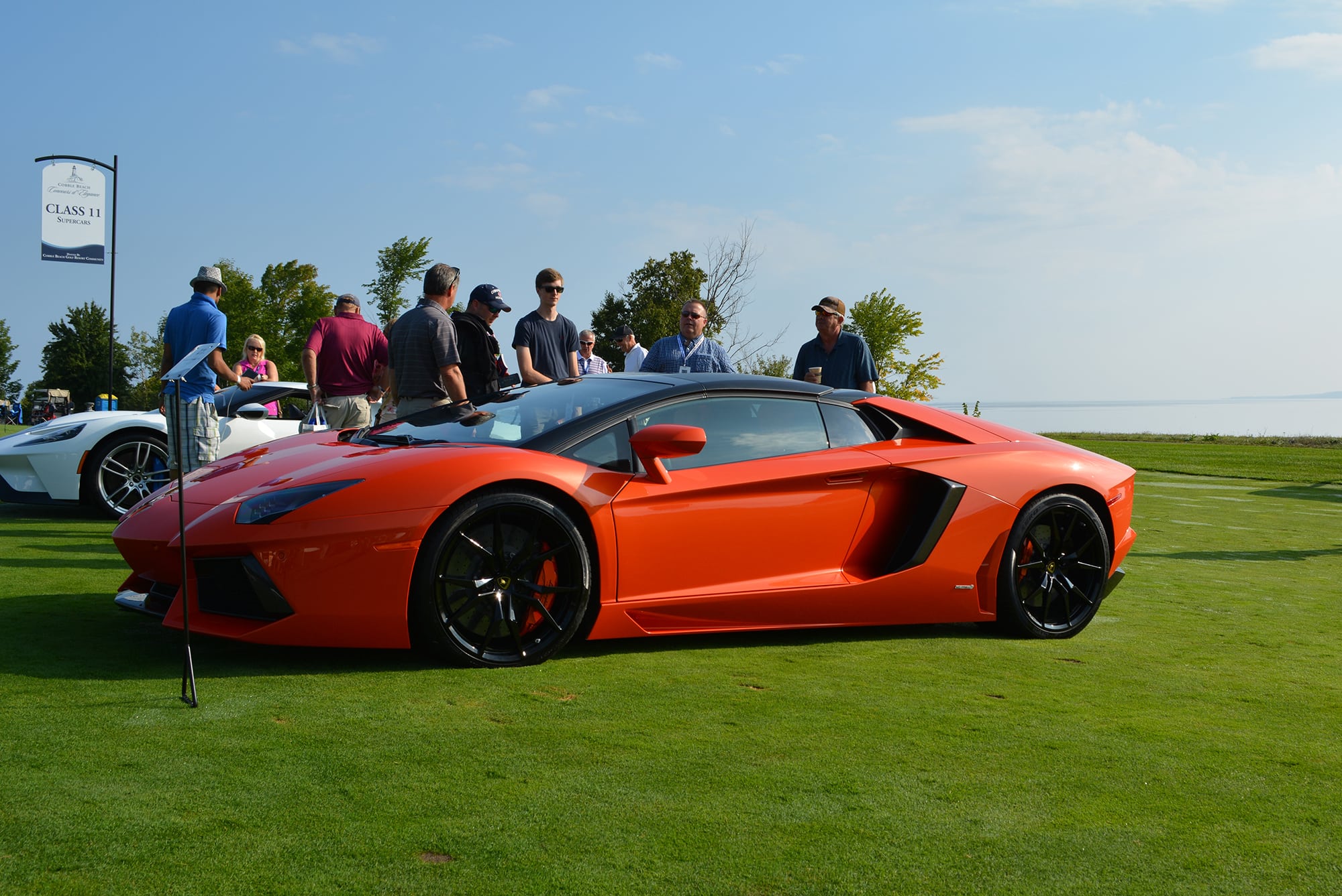 2016 Lamborghini Aventador