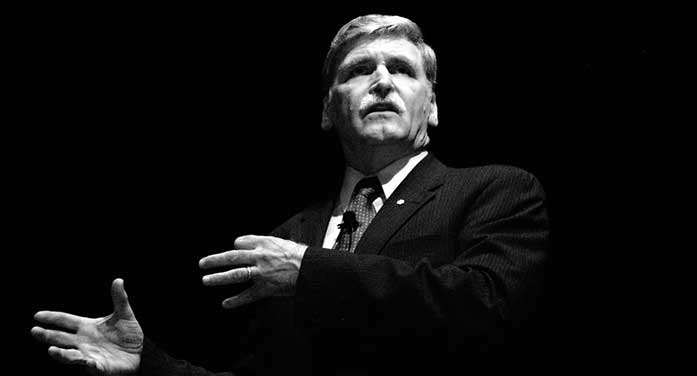 Leaders need moral courage now more than ever, says Roméo Dallaire